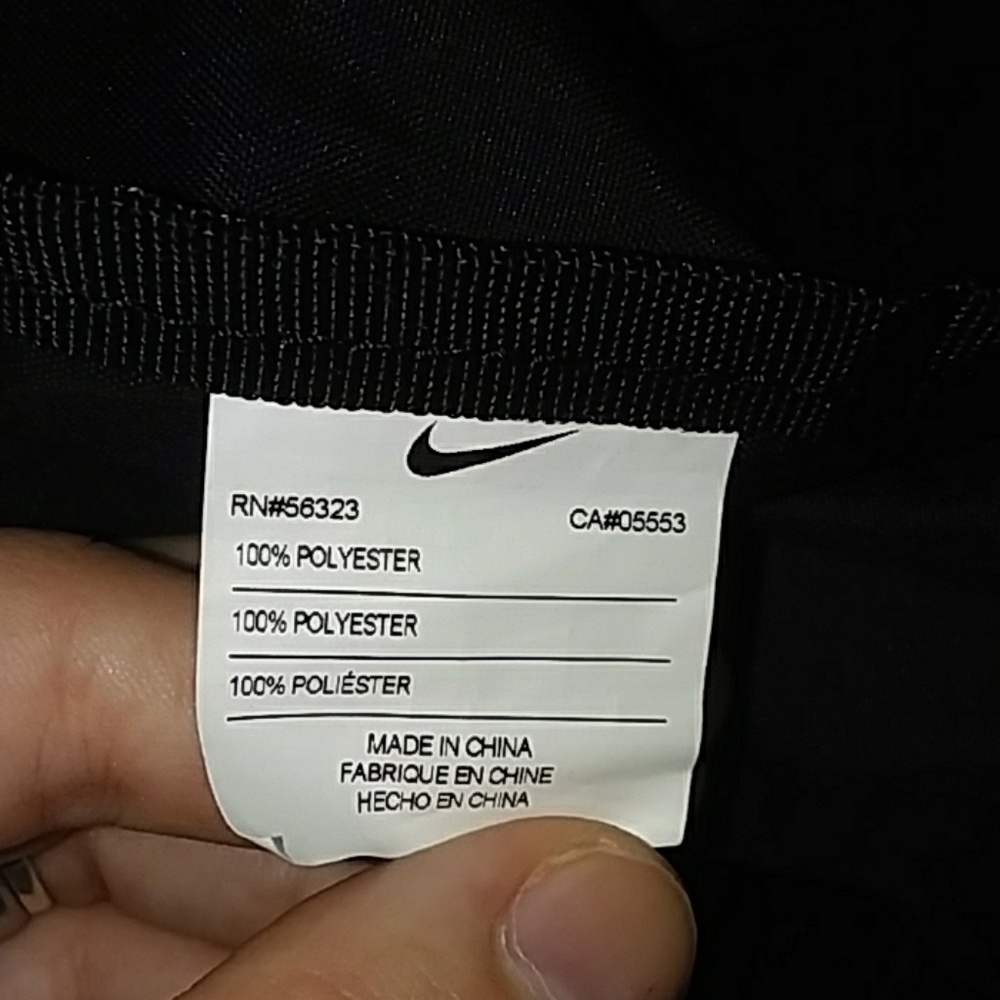 Nike Drawstring Bag - Picture 3 of 3